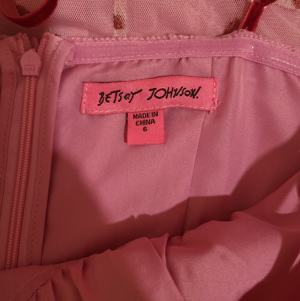 Betsey Johnson Pink Heart-Print Midi Dress - Picture 2 of 3